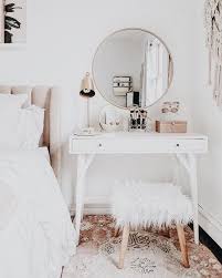 Great Realistic Side Vanity For My Soon To Be Single Mom Room Small Bedroom Vanity Home Decor Room Inspiration