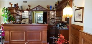 In simbach am inn ist es am morgen locker bewölkt und die temperatur liegt bei 8°c. Ristorante Pizzeria Tolmezzo Pizza Pasta Fleisch Frische Meeresfruchte