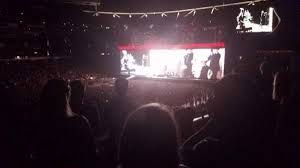 concert photos at fedex field that are club