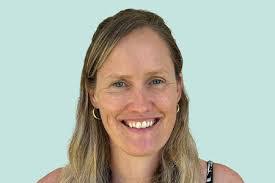 Laura Snook's Instagram, Twitter & Facebook