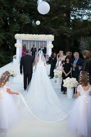 Aurelio nádai anikó red carpet énb joe énb lali party buli éjjel nappal budapest énb rubint réka kulcsár edina story gála story megéhetés orbán best of celeb luxus vajna timi andy vajna. A Vajna Eskuvo Kepekben Nlc