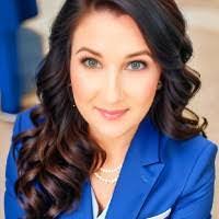 Crystal Macey's Instagram, Twitter & Facebook