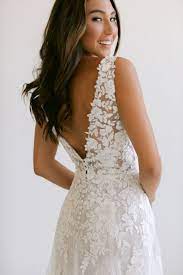 Montreal Emily Hart Collection Wedding Dresses Classic Wedding Dress Designer Wedding Dresses