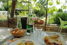Lunch In A Jardin In 2020 Garden Design London Garden Design French Garden