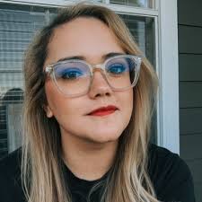 Robin Kintz (@rockinrobinn16)