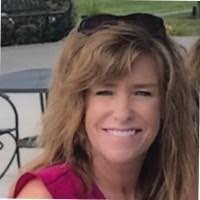 Lynne Dixon's Instagram, Twitter & Facebook