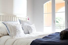 Schimmel im schlafzimmer sieht nicht nur unschön aus. Schimmel Im Schlafzimmer Was Ist Jetzt Zu Tun Zuhause Bei Sam