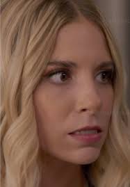 Mar ha caído en la trampa de Paula, y Camila no puede soportar la  intromisión en el legado de Cecilia. Su rechazo hacia Mar se hace evidente.  #LasHijasDeLaSeñoraGarcía #ProducciónJoséAlbertoCastro ...