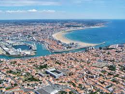 Grande plage de sable fin, randonnées en pleine nature (marais, forêt, côte. Temperature De La Mer En Septembre Aux Sables D Olonne Se Baigner En Septembre 2021