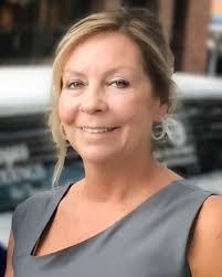 Mary Repp's Instagram, Twitter & Facebook