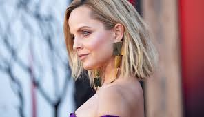 Hottest pictures of mena suvari. F4rtaw6pu6d4xm