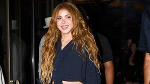 El motivo por el que Andy y Lucas se enfadan en directo con Emma García durante su entrevista en 'Fiesta'