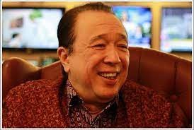 He came into contact with najib when he was negotiating to sell a controlling interest in his telecommunications group, excelcomindo pratama. The Time Has Come For Us To Know Who Is Peter Sondakh Fgv Scandal