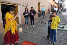 Festival de juegos tradicionales se realizará… por teleamazonas. Quito 9 Juegos Tradicionales Se Recuperan En La Ronda Pais La Hora Noticias De Ecuador Sus Provincias Y El Mundo