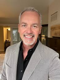 I wish for 2025 to bring us joy and happiness, less hate, loads of love. I  hope that I can help others through music and inspiration and I hope that  in return