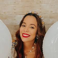 Karla Ewing's Instagram, Twitter & Facebook