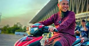 Check spelling or type a new query. Biodata Ustaz Ebit Lew