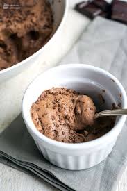 Mousse Au Chocolat Franzosische Verfuhrung Madame Cuisine Mousse Au Chocolat Rezept Rezepte Mousse