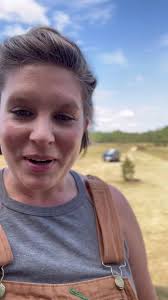 Brittany Gail Etheridge (@farmerbrittanygail)