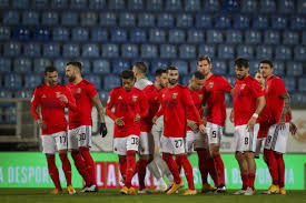 Jan vertonghen speelt de volgende drie jaar voor de portugese traditie/topclub benfica. Jan Vertonghen Neemt Met Benfica Stevige Optie Op Finaleplaa Gazet Van Antwerpen Mobile