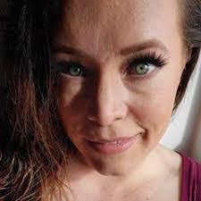 Jennifer Durfee's Instagram, Twitter & Facebook