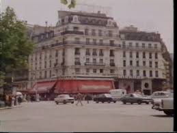 Autres voies donnant sur la place: Reelstreets Day Of The Jackal The