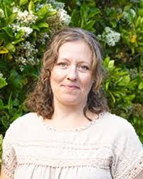 Amber Toomey's Instagram, Twitter & Facebook