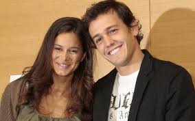 50 people named claudia vieira living in the us. Claudia Vieira Abre O Coracao Sobre Pedro Teixeira