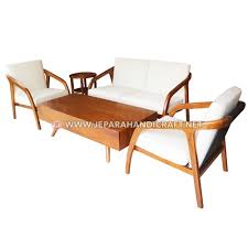 Kursi tamu kirana jati merupakan produk mebel jepara dengan desain yang mewah dan memiliki keindahan yang luar biasa, sangat cocok untuk review mempercantik ruang keluarga. Kayu Jati Tpk Perhutani Untuk Furniture Berkualitas