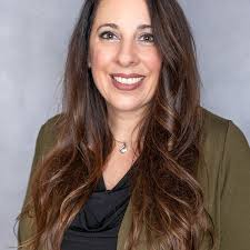 Danielle Chilson's Instagram, Twitter & Facebook