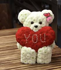 Teddy even for a quick grocery run, send a gift basket to simply notable ! I Love You Teddy Bear Made From Fresh Flowers Perfect Valentines Day Gift Blumen Hochzeit Rosen