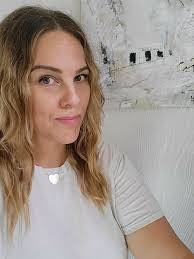 Linda Souders's Instagram, Twitter & Facebook