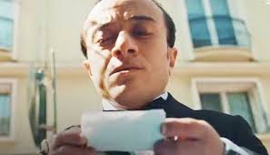 Devletin resmi raporlarında da var. Camdaki Kiz Tako Kimdir Camdaki Kiz In Tako Su Hamza Yazici Kimdir Kac Yasinda