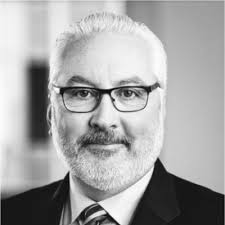 Steve Lotz, Director of Risk Management and Project Management for William  Blair Investment Management, receives the 2019 Nicholas Award for  excellence, engagement and authenticity in the workplace.