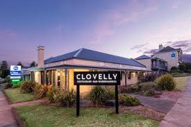 With a stay at southern right motor inn in warrnambool, you'll be near the beach and close to logan beach whale watching platform and flagstaff hill maritime village. Best Western Olde Maritime Motor Inn Warrnambool Updated 2021 Prices