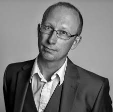 Julian Burr's Instagram, Twitter & Facebook