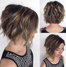 Bob haircuts for thick hair work so well with a blonde balayage and wavy texture. 15 Short Haircuts For Thick Wavy Hair