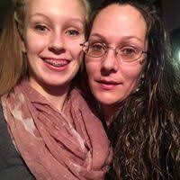 Josie Knowles (jknowles0208)