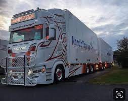 pin van carel freijters op lzv vrachtwagens tuinhuizen