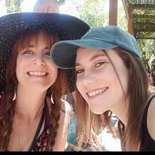 Amber Fystro and Aaron Wainscott's Wedding Website