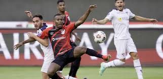 The match preview to the football match ldu quito vs athletico paranaense in the copa sudamericana of international clubs compares both teams and includes the latest matches of the teams, the match facts, head to head (h2h), goal statistics, table standings, match strengths and at least a computer calculated match prediction. Q3 Trucyqntbfm