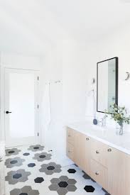 Black And White Hexagon Floor Tile Flower Such Beautiful Floor Tile Flower Design Using Hexagon Tiles Gray Black And White Floor Tile Pale W Brown Tile Bathroom White Tile Floor Grey Countertops