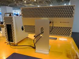 Xdr was developed as an alternative to point security solutions which were limited to only one security. File Apple Pro Display Xdr And Mac Pro 2019 Model 2 Jpg Wikipedia