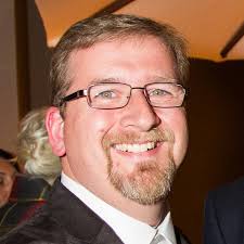 Mark Viens's Instagram, Twitter & Facebook