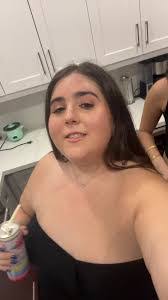 Allison Packer's Instagram, Twitter & Facebook