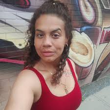 I deeply believe that HAPPINESS makes a woman prettier. It's an undeniable  GLOW!✨