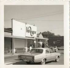 Glorious Old Photo Of Kroger Grocery Store Which Has Been A Fixture In American Cities For Decades Vintage Storefront Lexington Kentucky My Old Kentucky Home