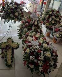 Ragam product karangan bunga di toko bunga bandung florist diantaranya : Bunga Tutup Peti Drtp 0002 Toko Bunga Bandung Monalisa Florist Dekorasi Toko Bunga Di Bandung Toko Bunga Murah Bandung Florist Bandung Florist Di Bandung Florist Murah Bandung Toko Bunga Terdekat Florist