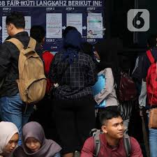 Trendyol pakaian renang efek ramping tbess21ma0137. Pengangguran Membludak Tapi Perusahaan Di Indonesia Sulit Cari Karyawan Kenapa Bisnis Liputan6 Com