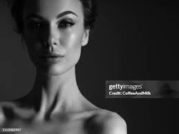 25,669 Beautiful Women Black And White Stock Photos, High-Res Pictures, and  Images